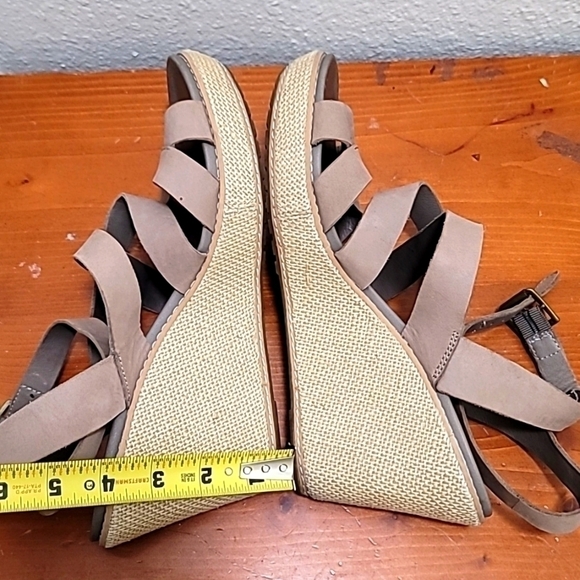 TIMBERLAND DANFORTH EARTH KEEPERS ANKLE STRAP WEDGE SANDAL BEIGE SIZE 11 - Picture 8 of 9